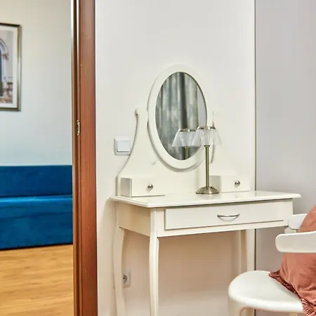 Apartment стильні на ратушній площі